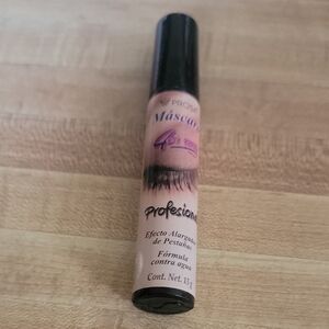 PROSA Professional Mascara with Black Finish